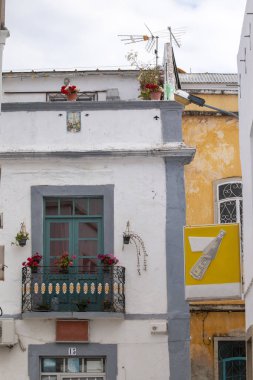 Olhao şehir, Portekiz'in tipik mimaride görünümünü kapat.