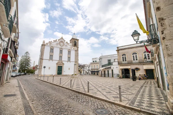 Malowniczy Widok Główny Kościół Miasta Olhão Portugalia — Zdjęcie stockowe