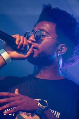 Faro, Portekiz: 30 Ağustos, 2018 - müzik grubu, Sacik kaş, Festival F üzerinde gerçekleştirir