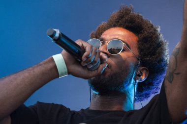 Faro, Portekiz: 30 Ağustos, 2018 - müzik grubu, Sacik kaş, Festival F üzerinde gerçekleştirir