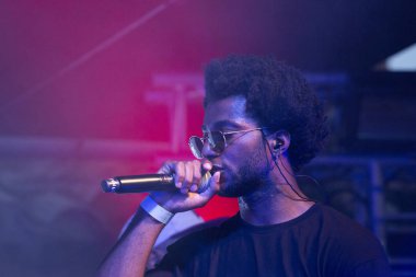 Faro, Portekiz: 30 Ağustos, 2018 - müzik grubu, Sacik kaş, Festival F üzerinde gerçekleştirir