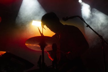 Faro, Portekiz: Festival F, Faro, Portekiz şehir büyük bir festival üzerinde 31 Ağustos, 2018 - müzik grubu, Paus, gerçekleştirir.