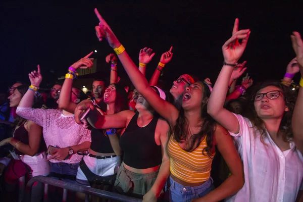 Faro Portugalsko Srpna 2018 Publikum Sledovat Hudební Umělec Festival Velký — Stock fotografie