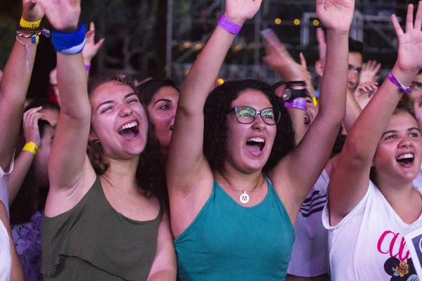 Faro Portugal August 2018 Publikum Sieht Musikkünstler Auf Festival Einem — Stockfoto