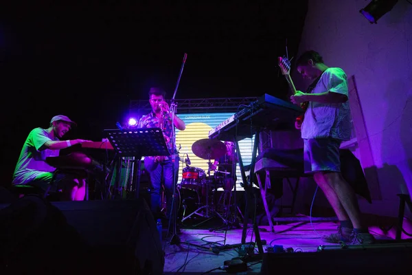 Faro Portugal Agosto 2018 Banda Música Mazarin Geeks Presenta Festival —  Fotos de Stock