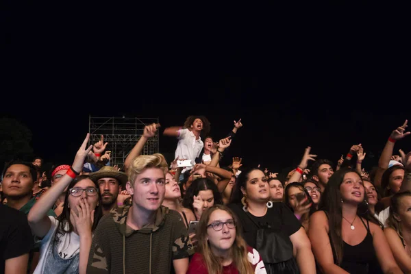 Faro Portugal September 2018 Publikum Sieht Musikkünstler Auf Festival Einem — Stockfoto