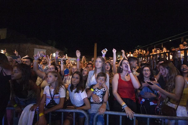 Faro Portugal August 2018 Publikum Sieht Musikkünstler Auf Festival Einem — Stockfoto