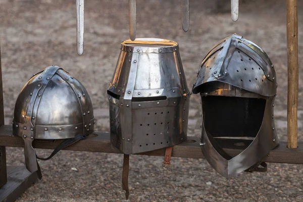 Vue Rapprochée Trois Casques Combat Médiévaux — Photo