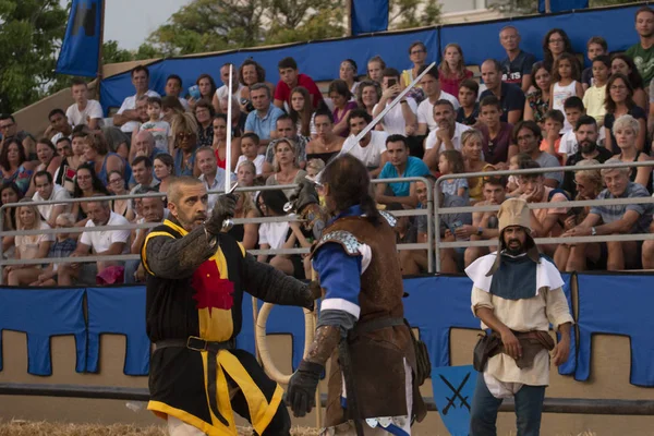 Silves Portugalia Sierpień 2018 Medieval Costume Znaków Miecz Walki Średniowiecznej — Zdjęcie stockowe