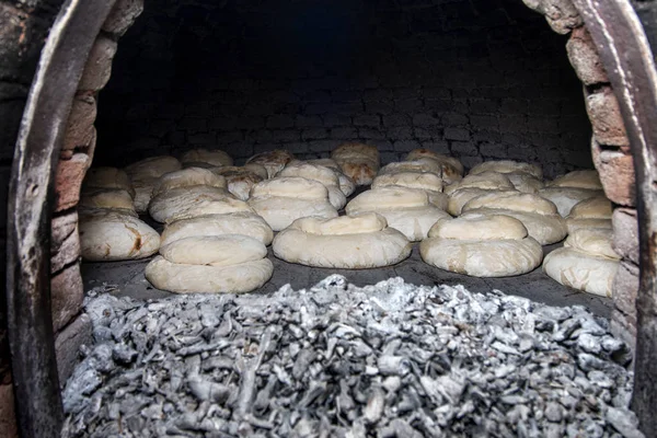 Cuisine Traditionnelle Pain Rustique Sur Four Charbon Pierre Tradition Environnejo — Photo