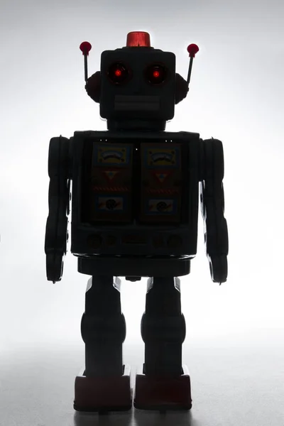 Silueta Vinobraní Cínový Robot Hračka Izolované Bílém Pozadí — Stock fotografie