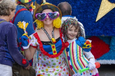 Karnaval geçit Festivali katılımcıları