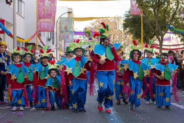 狂欢节游行节参与者 — 图库照片