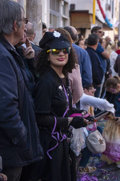 Partecipanti al festival della sfilata di Carnevale — Foto Stock