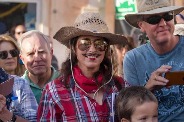 Partecipanti al festival della sfilata di Carnevale — Foto Stock