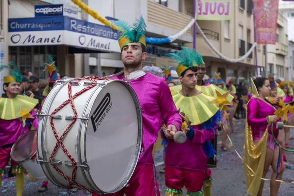 Partecipanti al festival della sfilata di Carnevale — Foto Stock