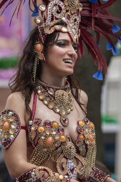 Participants au festival de défilé de carnaval — Photo