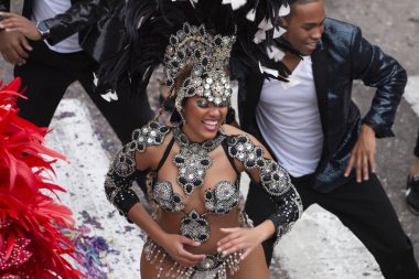 Karnaval geçit Festivali katılımcıları