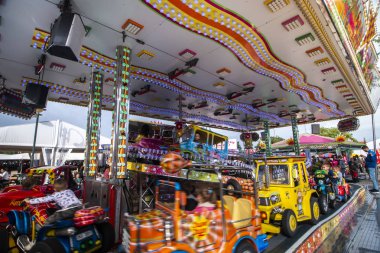 eğlenceli adil olay