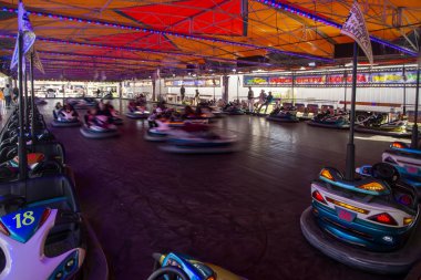 eğlenceli adil olay