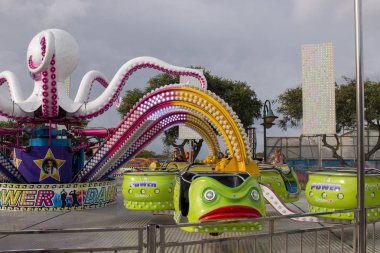 eğlenceli adil olay