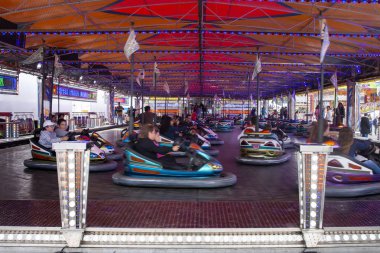 eğlenceli adil olay