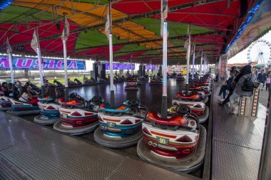 eğlenceli adil olay