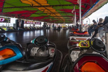 eğlenceli adil olay