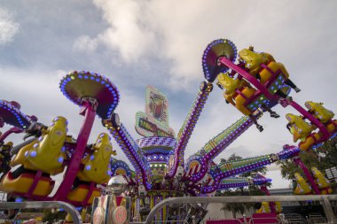 eğlenceli adil olay