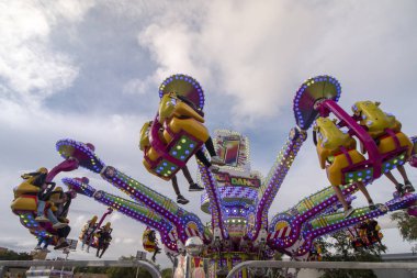 eğlenceli adil olay