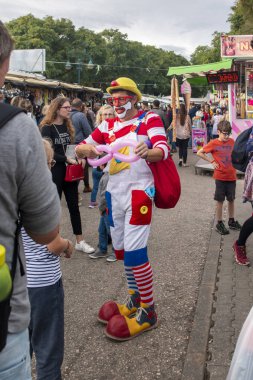 eğlenceli adil olay