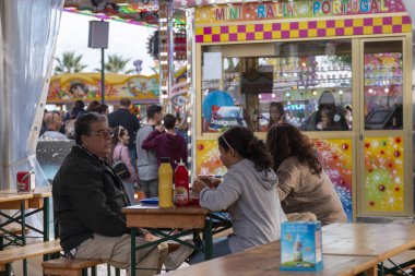 eğlenceli adil olay