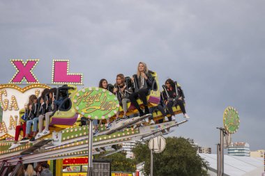 eğlenceli adil olay