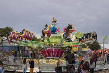 eğlenceli adil olay