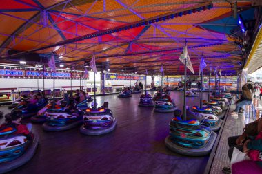 eğlenceli adil olay