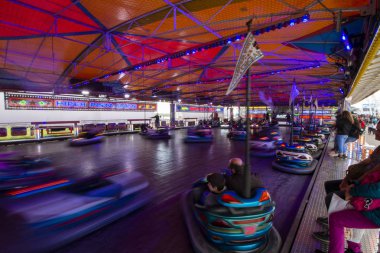 eğlenceli adil olay