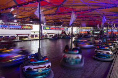 eğlenceli adil olay