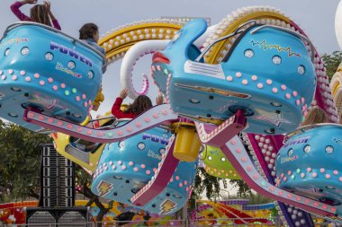 eğlenceli adil olay