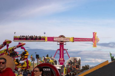 eğlenceli adil olay