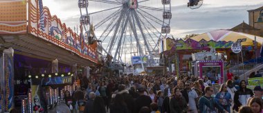 eğlenceli adil olay