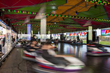 eğlenceli adil olay