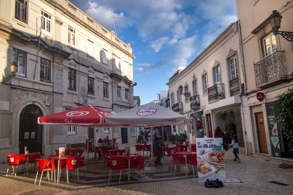 Turistická oblast v centru města Faro — Stock fotografie