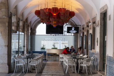 Columbus bar ark binası