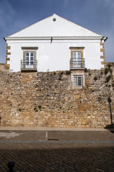 Antico muro di castello — Foto Stock