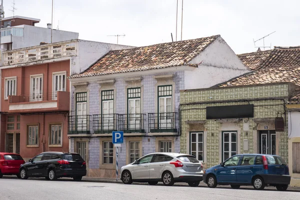 Typische gebouwen van de Portugese steden — Stockfoto