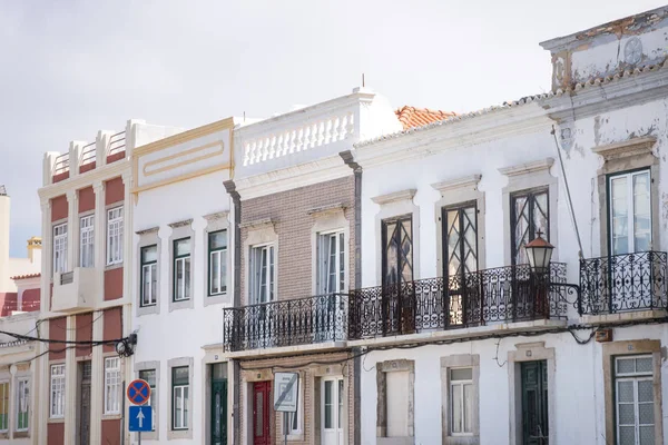 Typische gebouwen van de Portugese steden — Stockfoto