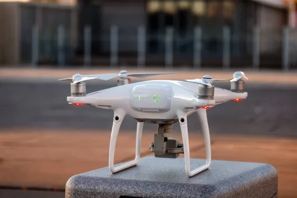 Drone consumidor listo para volar — Foto de Stock
