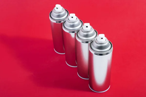 Latas de spray de plata — Foto de Stock