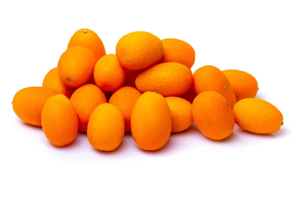 Petits Fruits Tropicaux Kumquat Isolés Sur Fond Blanc — Photo