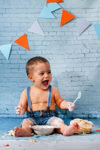 Festa Bambino Anno Con Set Composto Nastri Carta Parati Mattoni — Foto Stock